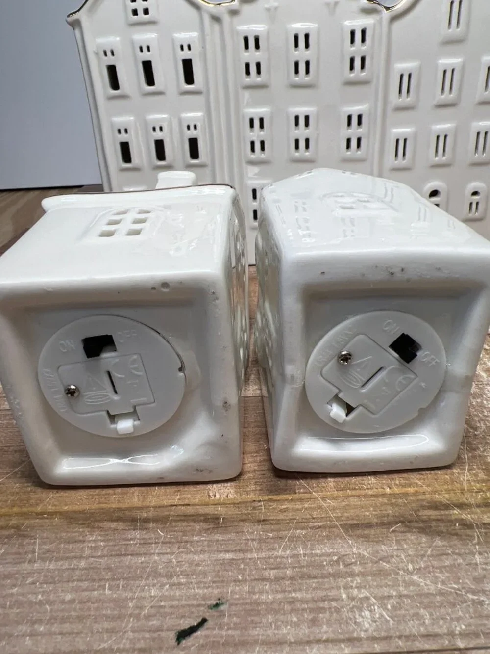 3 Pc White Ceramic Christmas Village Houses Gold Trim Battery Operated Untested